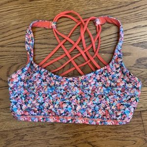 LULULEMON Sports Bra Size 4